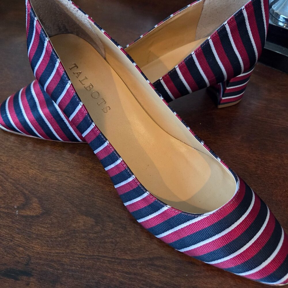 Talbots pumps size 6.5.